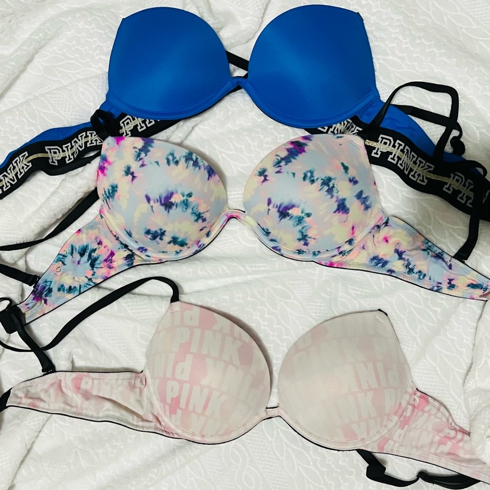 3 V.S  PINK Wear Everywhere super push up